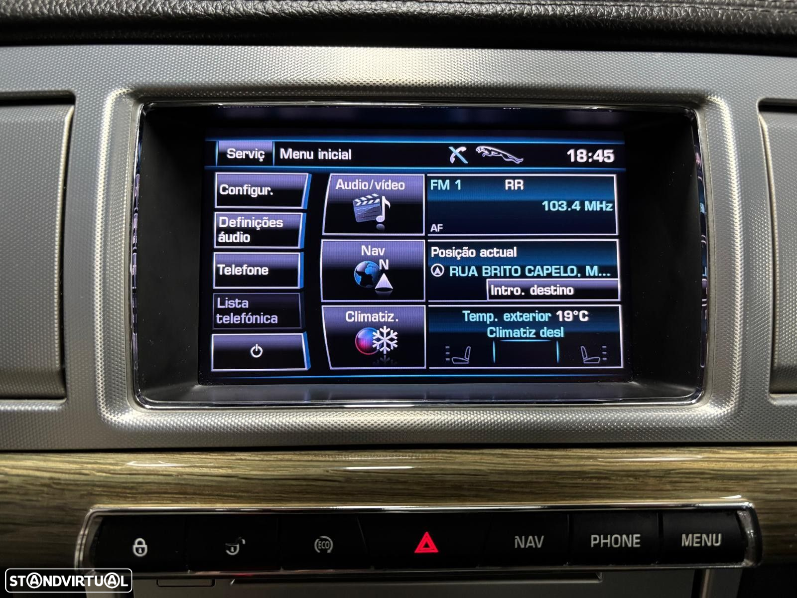 Jaguar XF 2.2 D Premium Luxury - 14