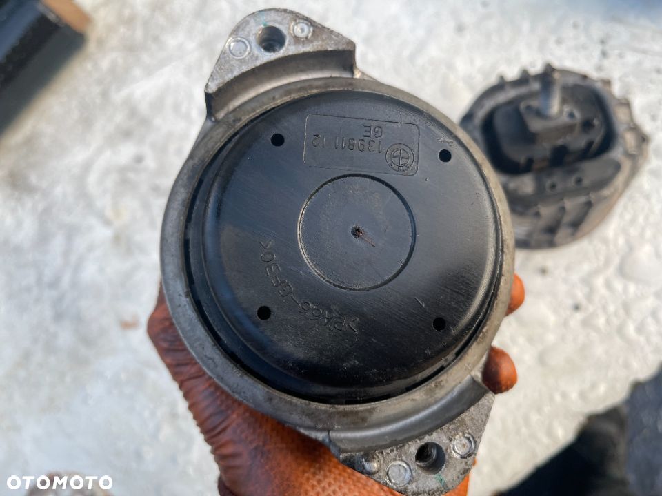 Poduszka silnika lewa / prawa Bmw N43 benzyna - 3