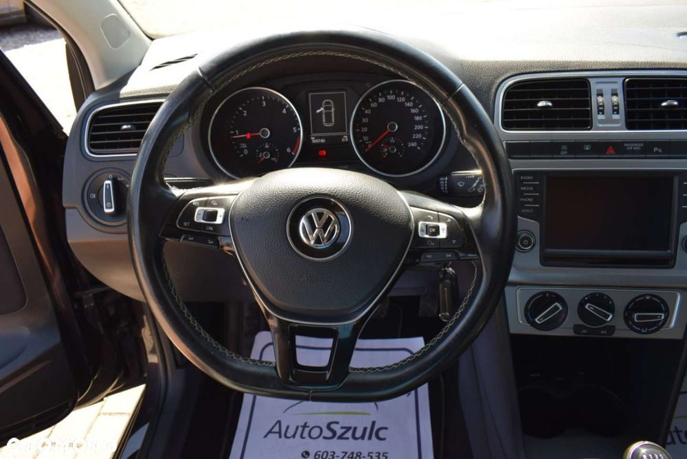 Volkswagen Polo - 28