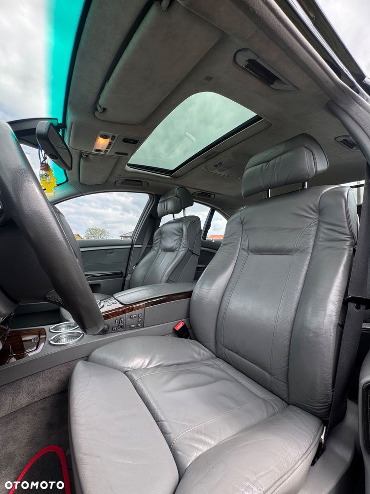 BMW Seria 7 760i - 21