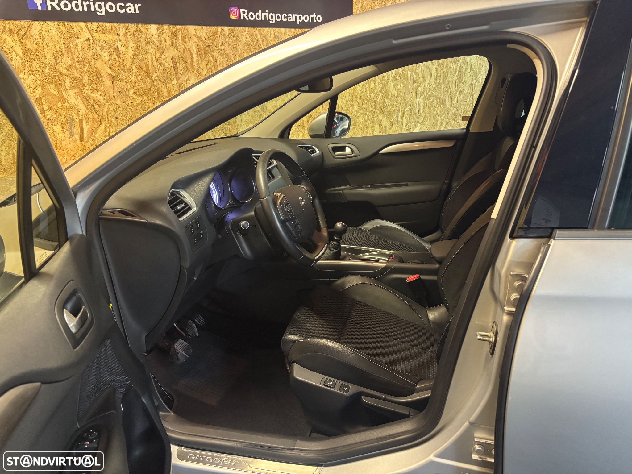 Citroën C4 1.6 e-HDi Exclusive - 6