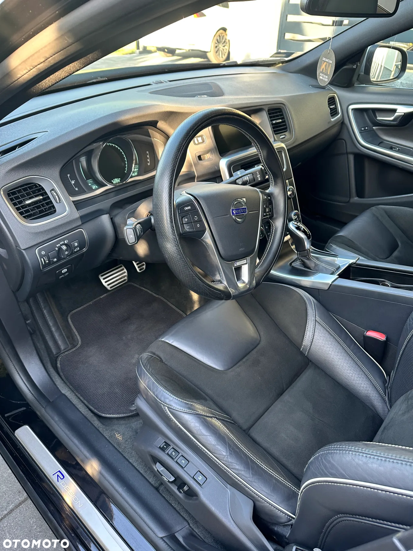 Volvo S60 T6 AWD Geartronic RDesign - 5