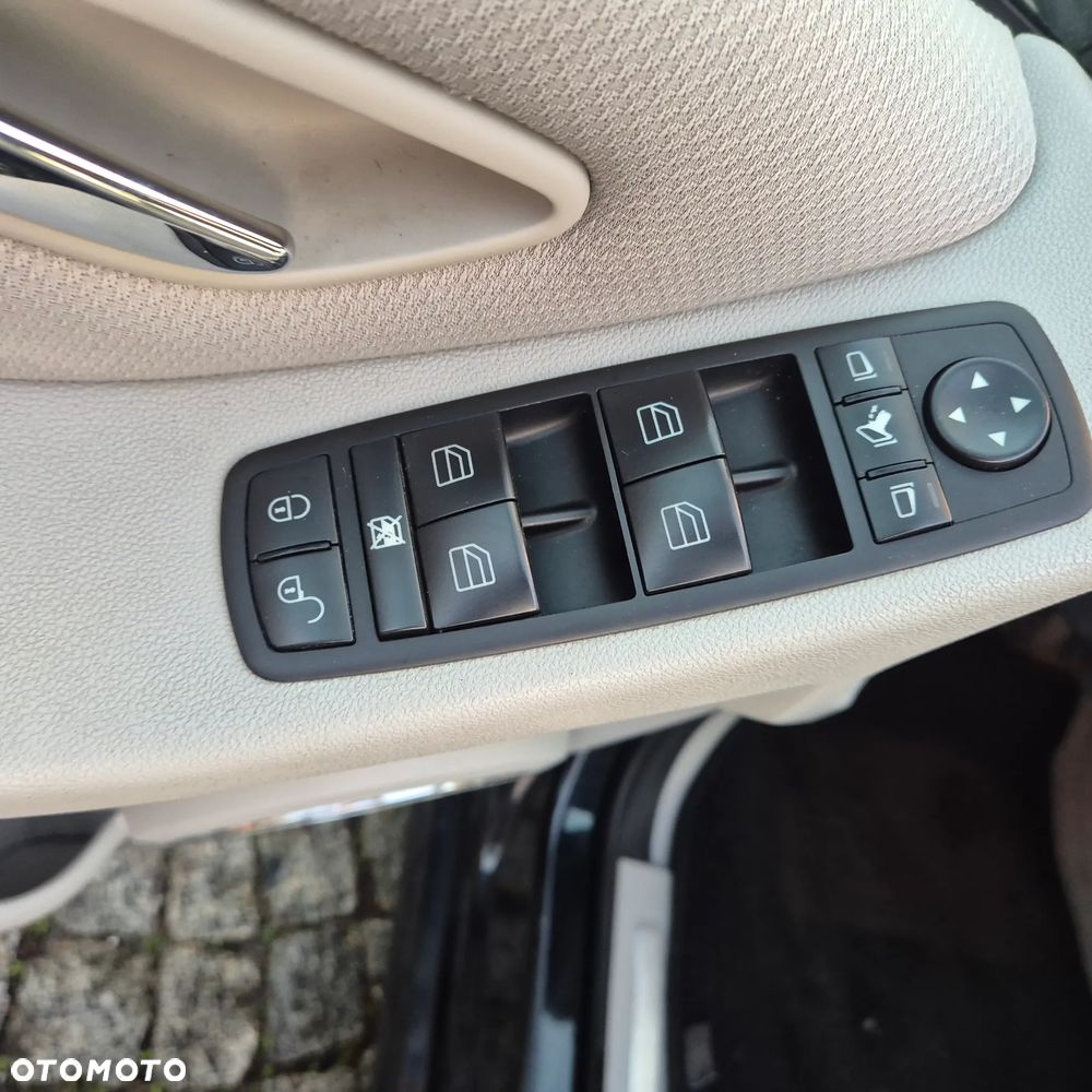 Mercedes-Benz Klasa A 150 Avantgarde Edition 10 - 14