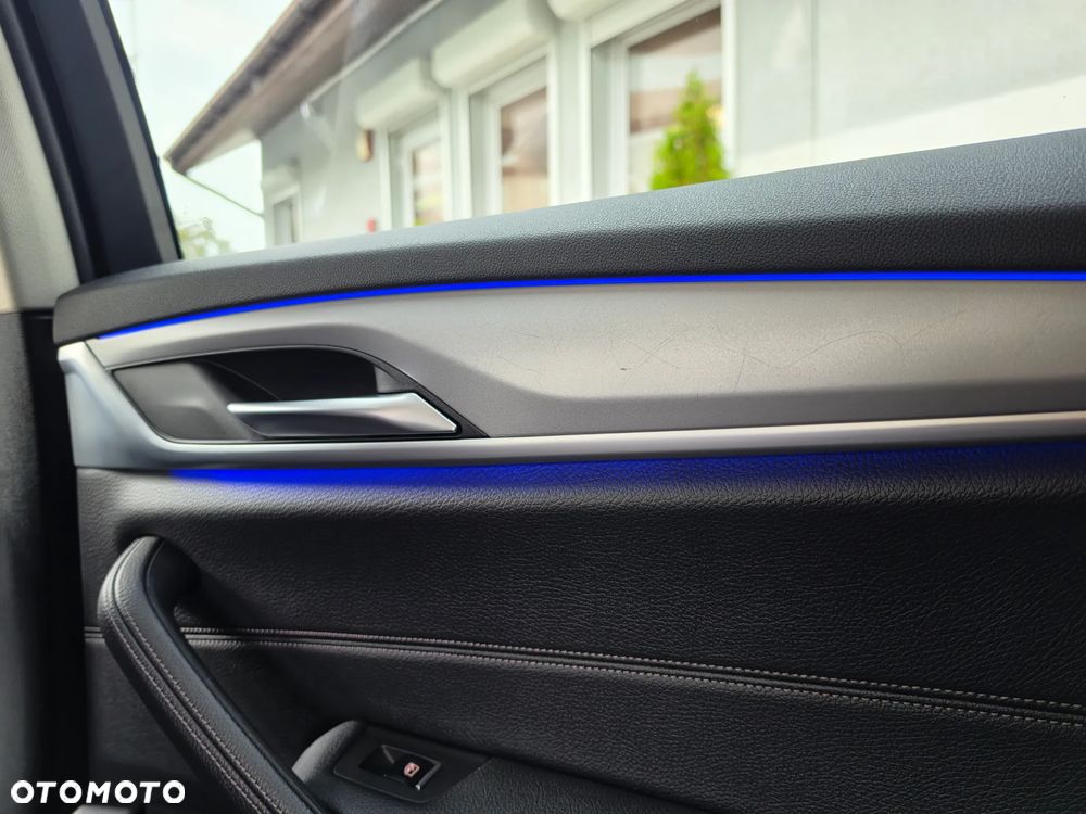 BMW Seria 5 520i mHEV Luxury Line - 32