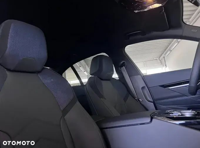 BMW Seria 5 520i mHEV - 7