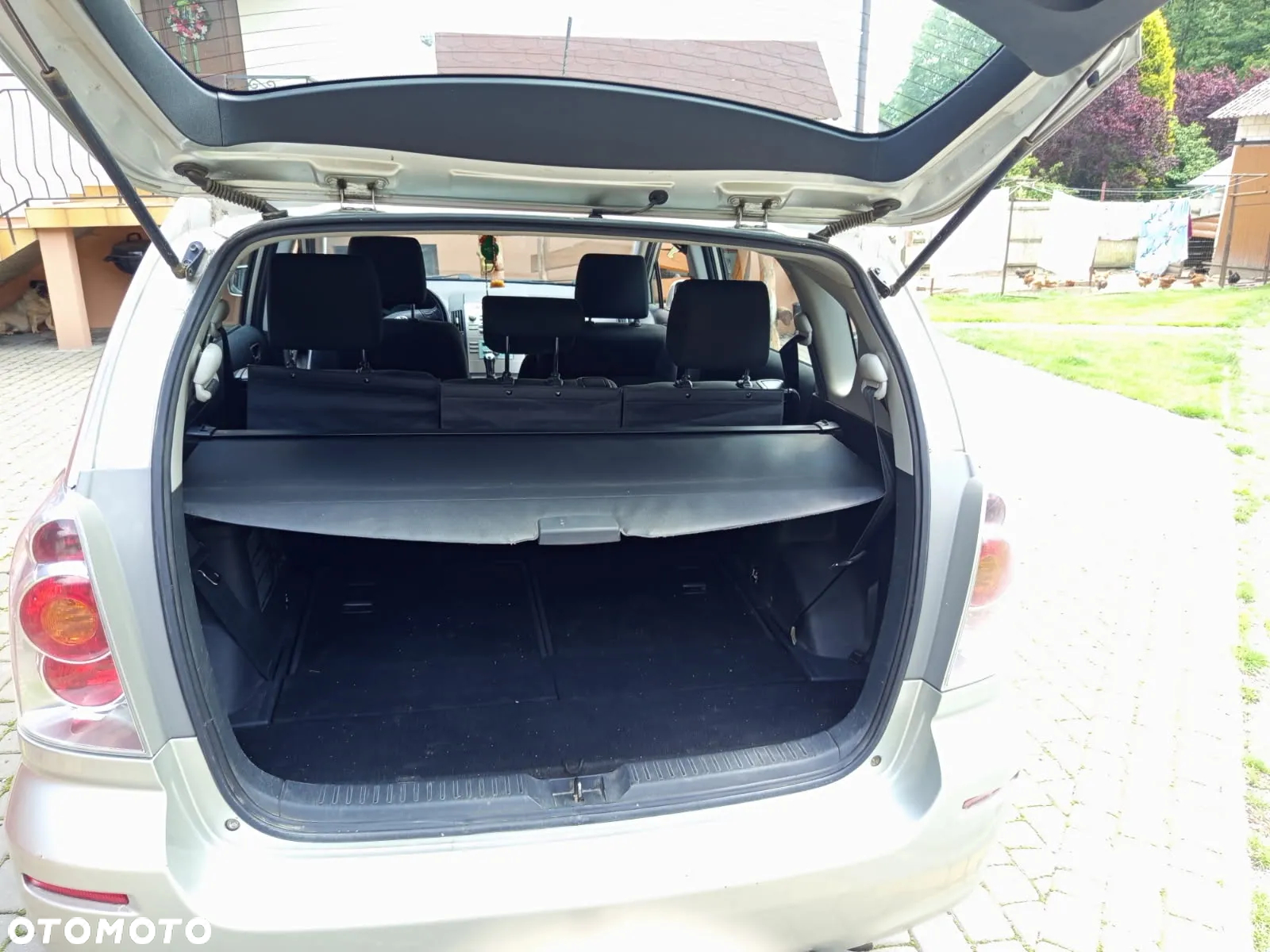 Toyota Corolla Verso 2.0 D-4D Prestige 7os - 4