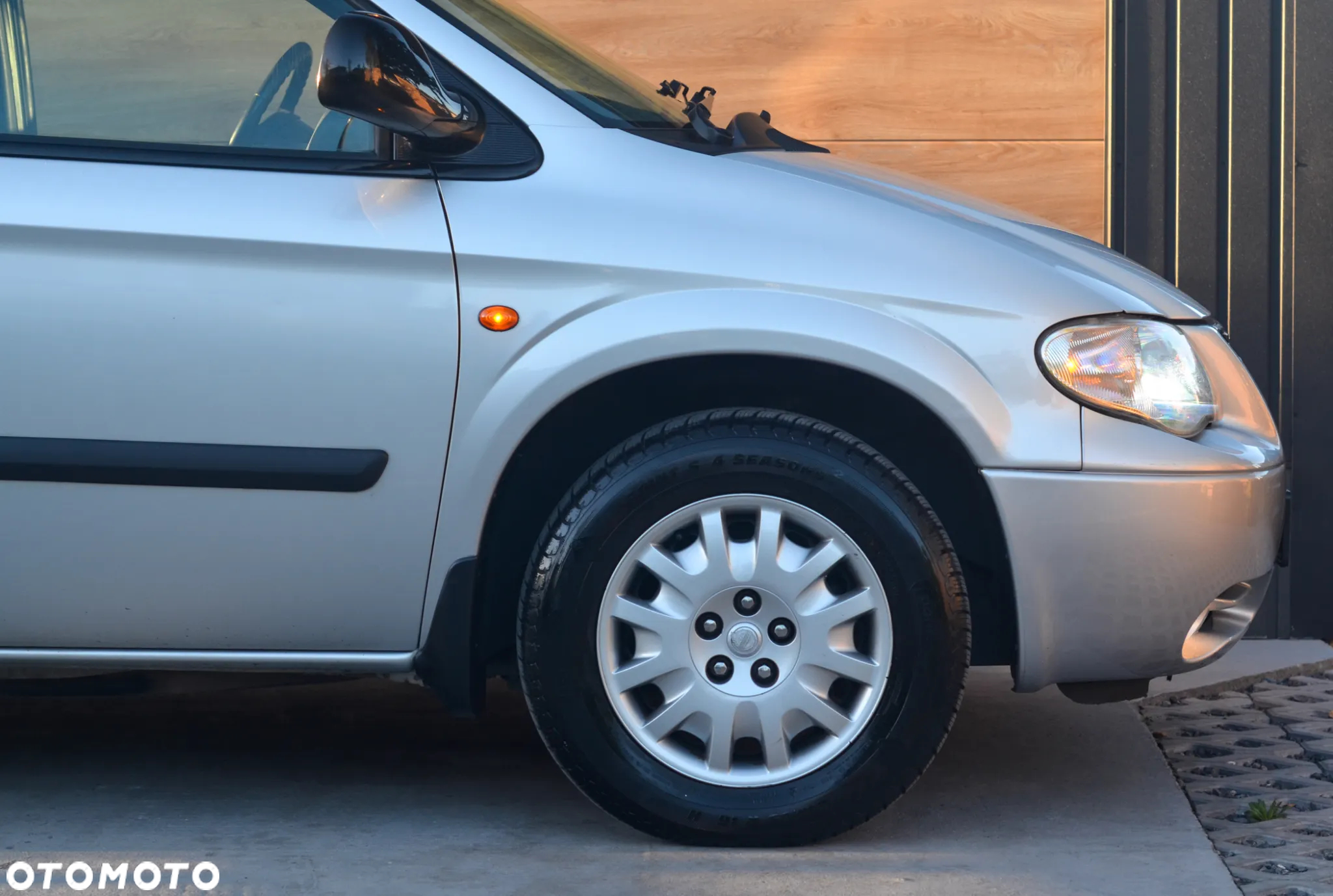 Chrysler Grand Voyager 3.3 LX S&G - 9