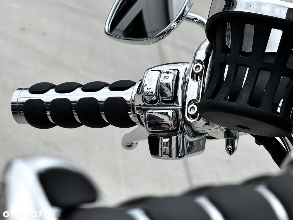 Harley-Davidson Touring Road King - 39