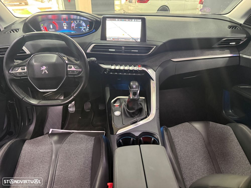 Peugeot 3008 PureTech 130 Stop & Start Allure - 24