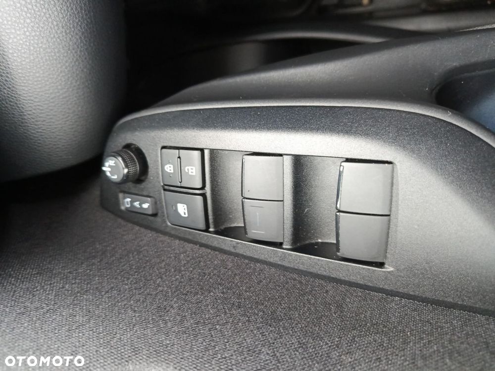 Toyota Yaris Cross Hybrid 1.5 Comfort - 20