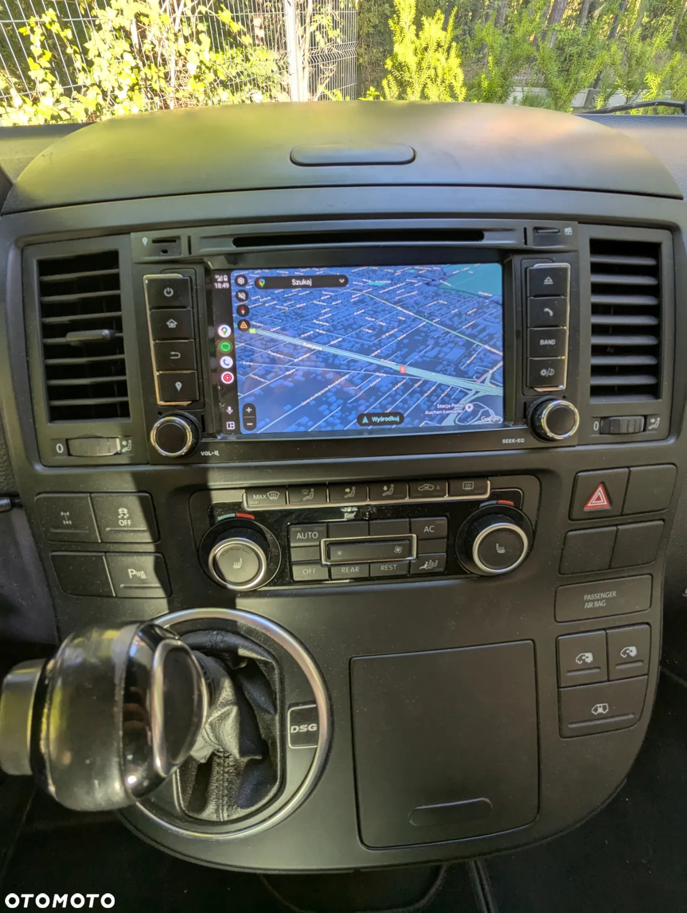 Volkswagen Multivan - 9
