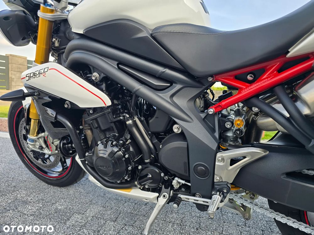 Triumph Speed Triple - 12