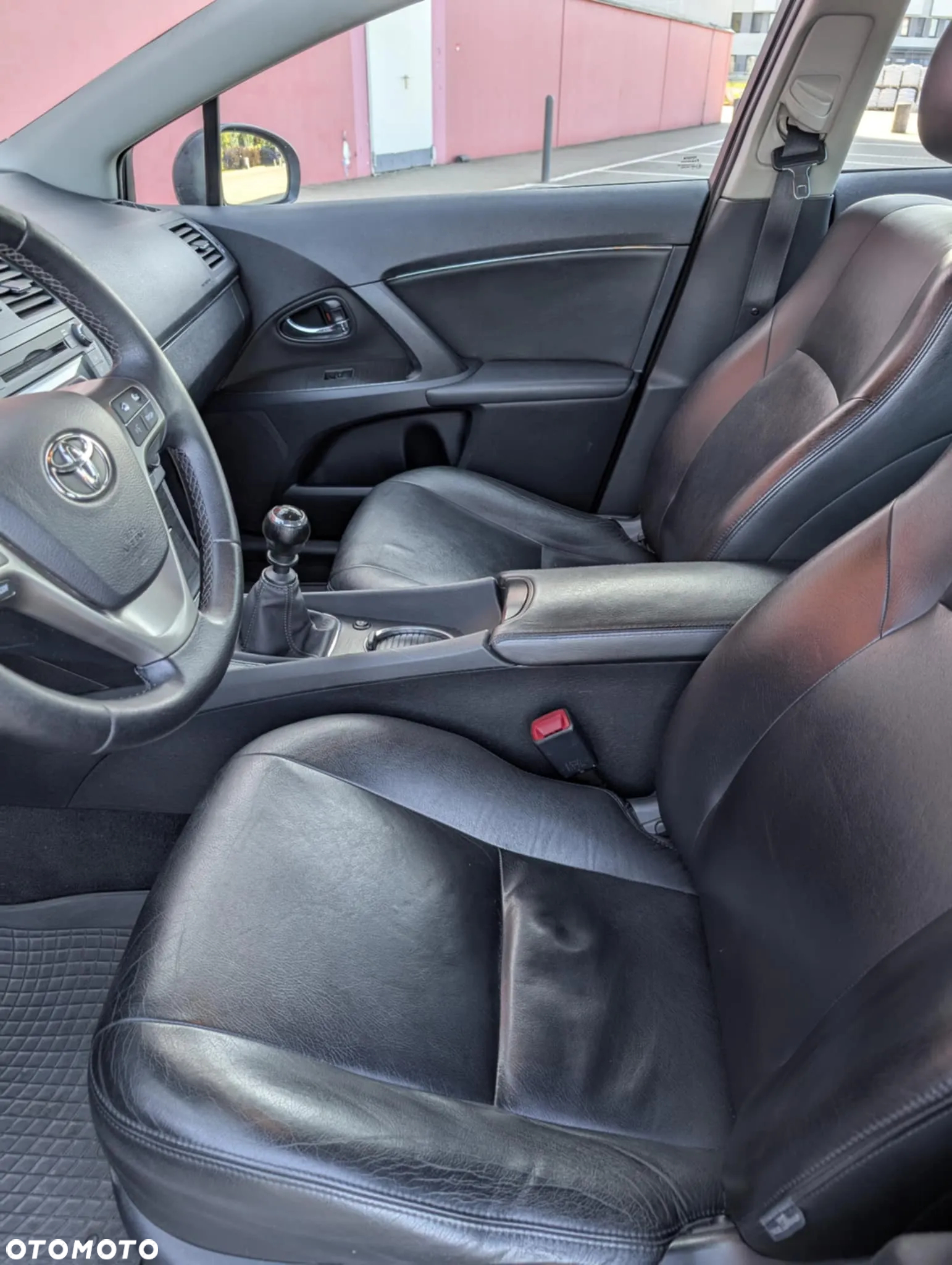 Toyota Avensis 2.0 D-4D Sol plus - 15