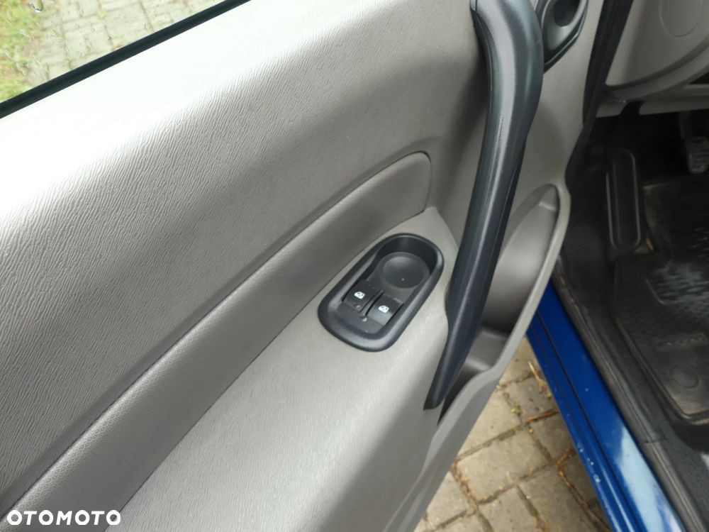 Renault Kangoo 1.5 dCi Oasis - 23