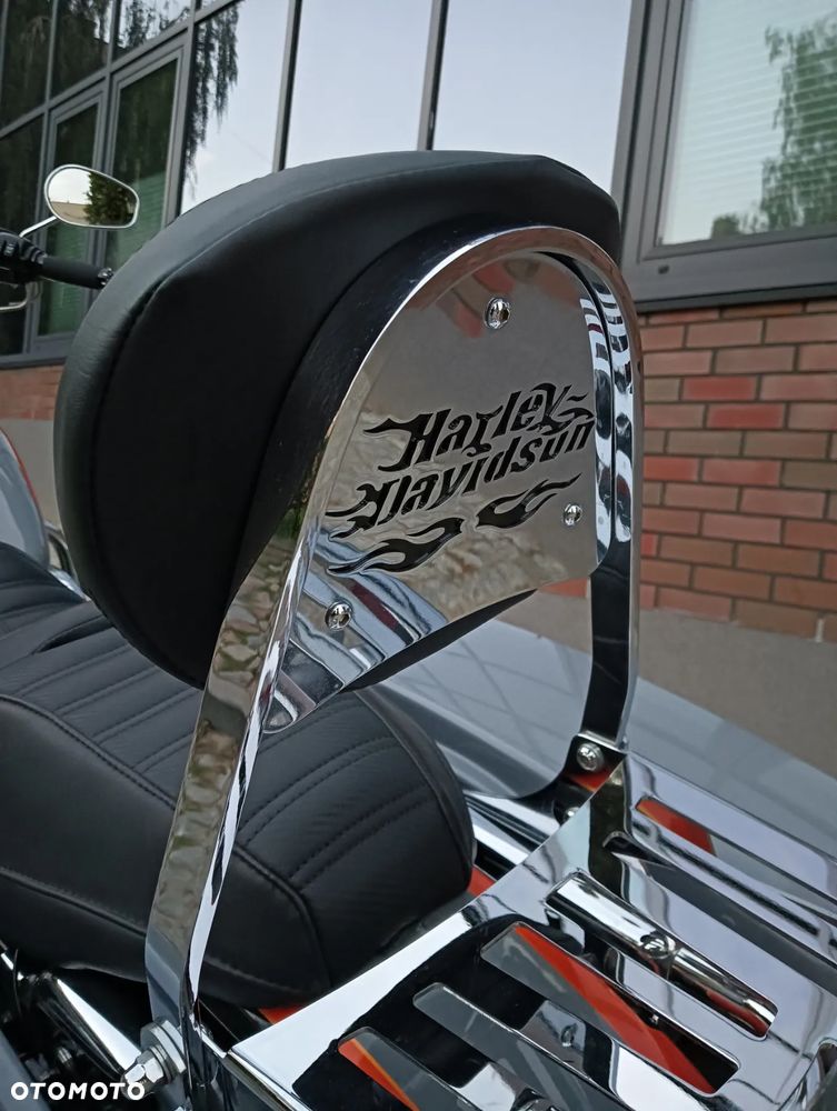Harley-Davidson Touring Road King - 16