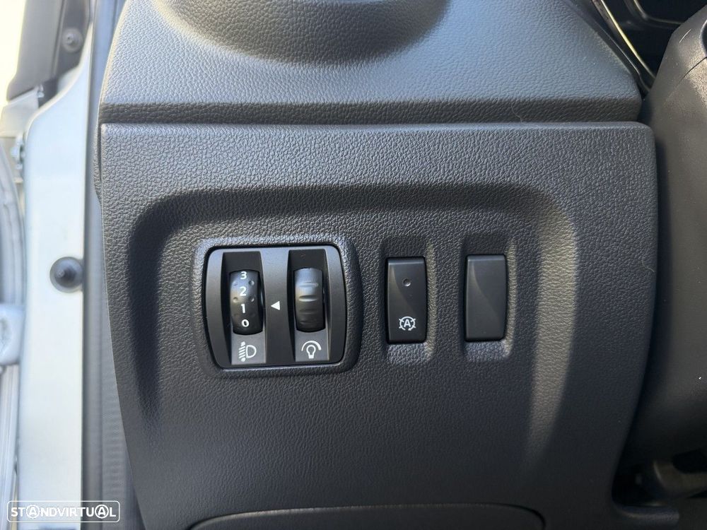 Renault Captur (ENERGY) TCe 90 LIMITED - 23