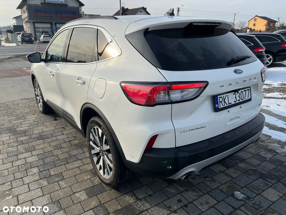 Ford Kuga 2.5 Duratec FHEV 4x4 TITANIUM - 3