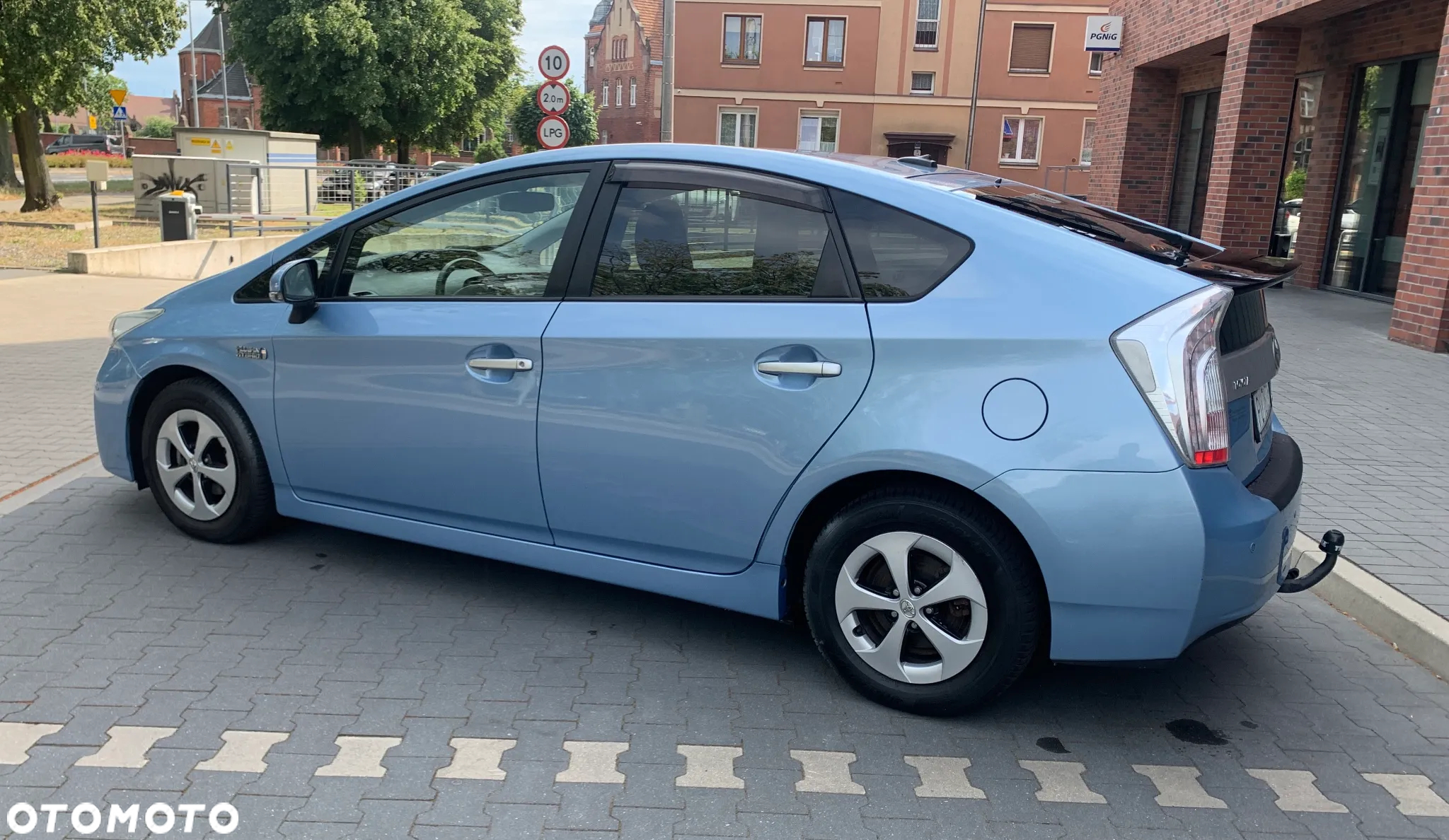Toyota Prius Plug-in (Hybrid) TEC-Edition - 6