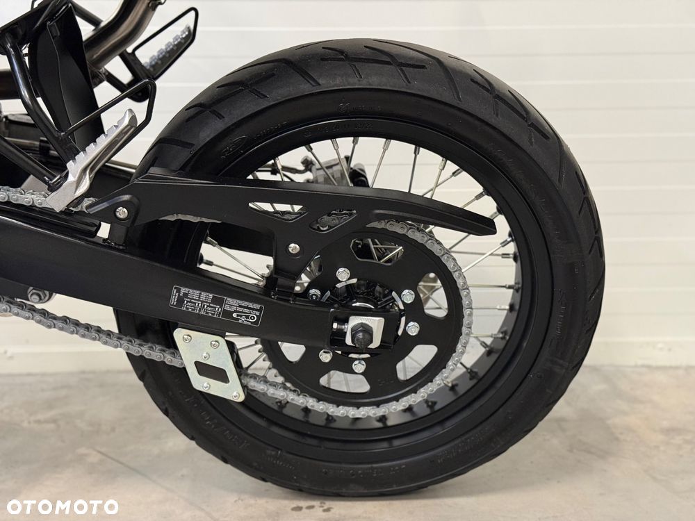 Aprilia SX - 32