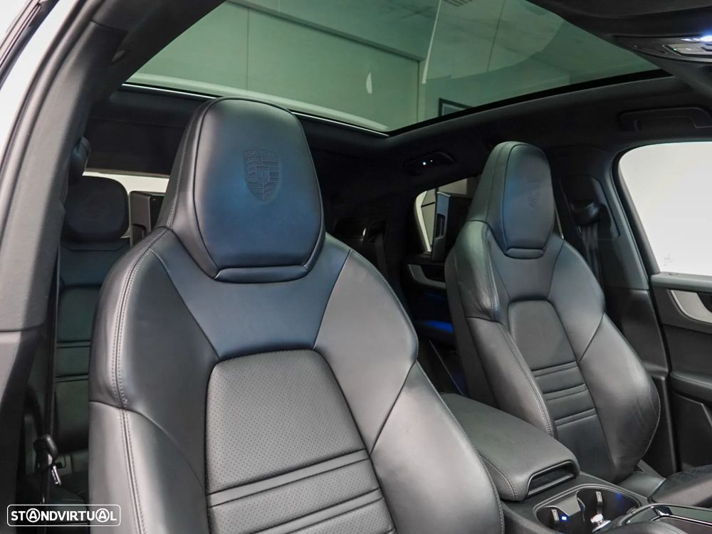 Porsche Cayenne Coupé E-Hybrid - 30