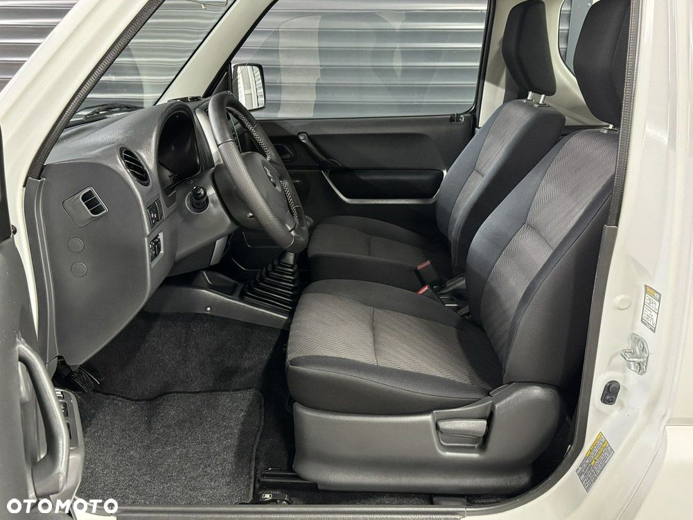 Suzuki Jimny - 10