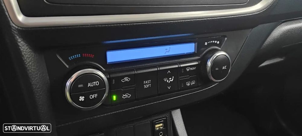 Toyota Auris Touring Sports 1.4 D-4D Comfort - 33