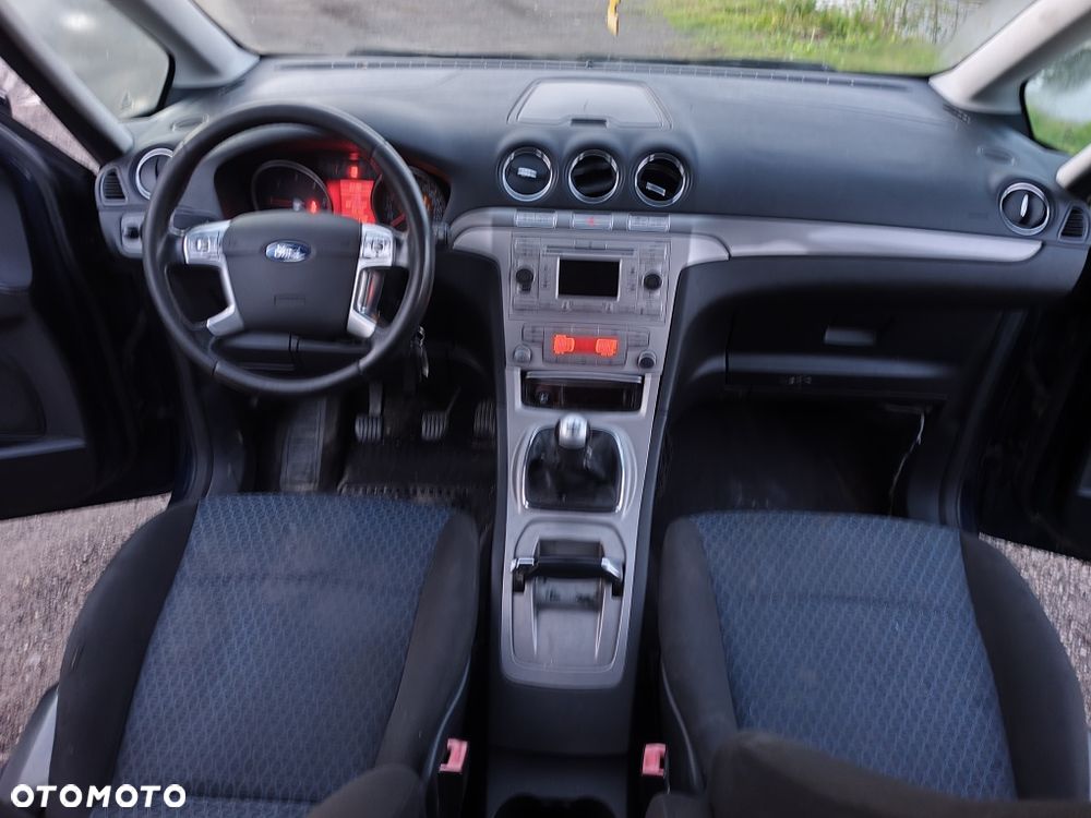 Ford Galaxy - 6