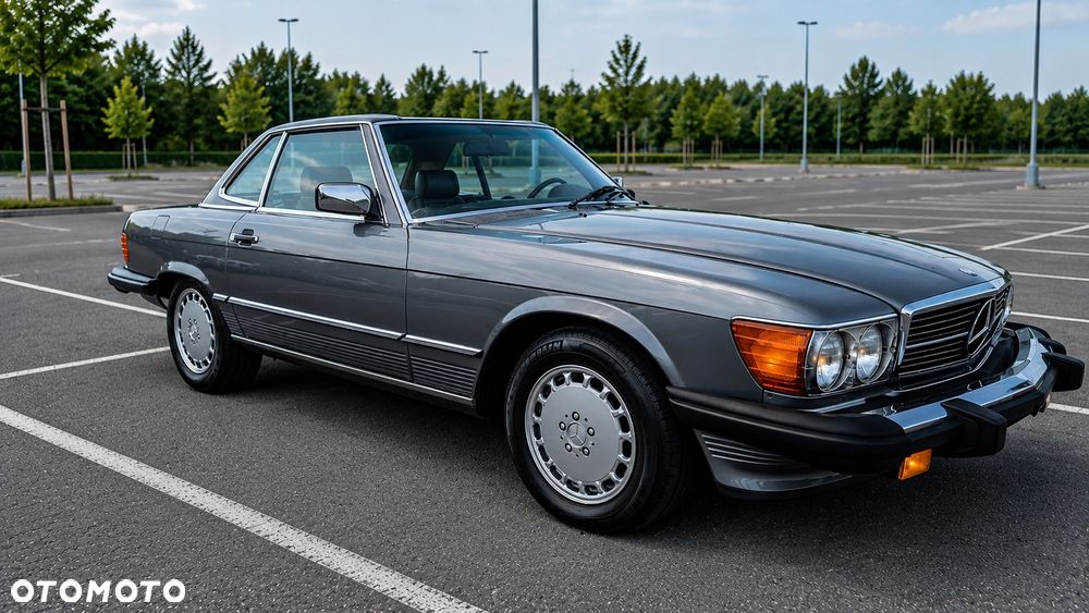Mercedes-Benz SL - 1