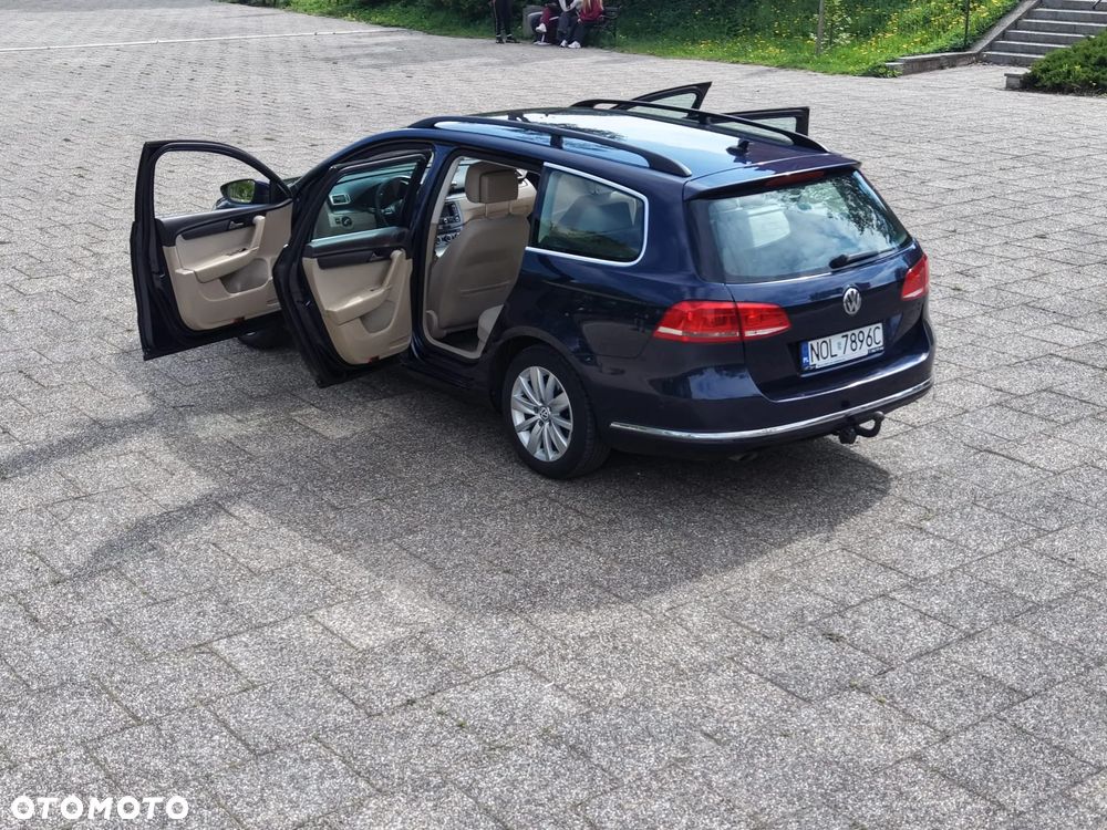 Volkswagen Passat 1.6 TDI BlueMotion Technology Comfortline - 11