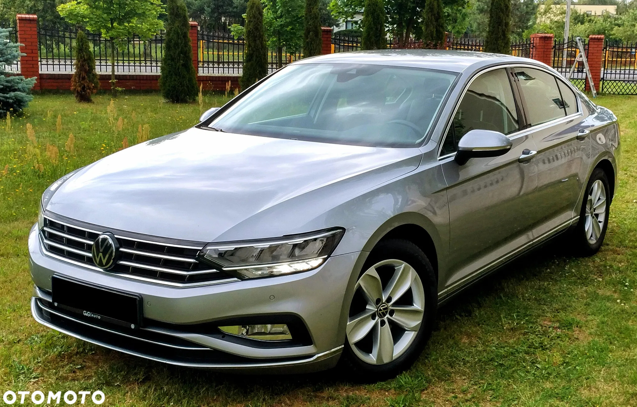 Volkswagen Passat 2.0 TDI EVO Elegance DSG - 2