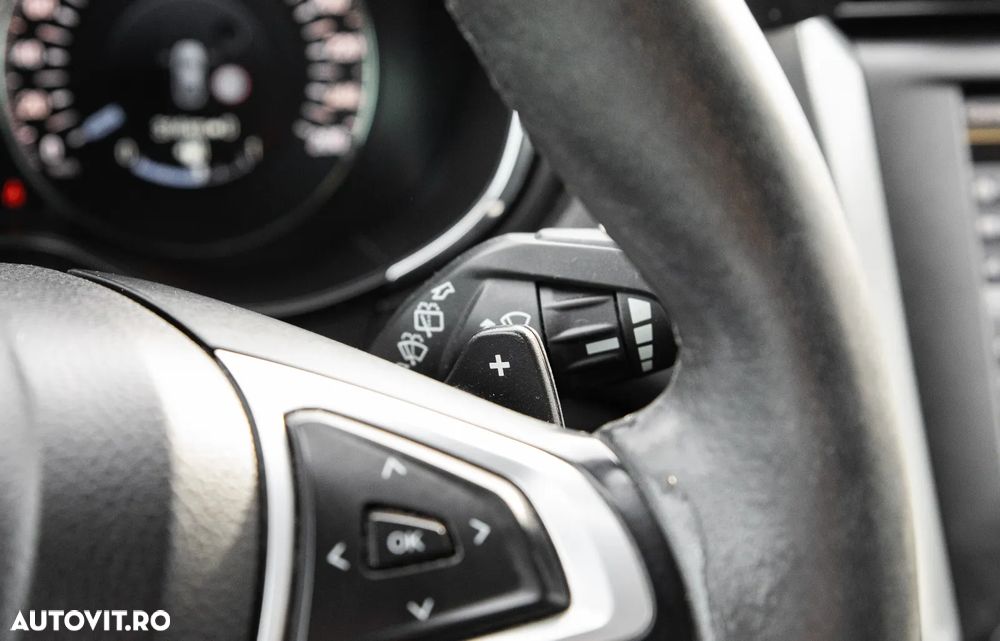 Ford Mondeo Turnier 2.0 TDCi Start-Stopp PowerShift-Aut Titanium - 25