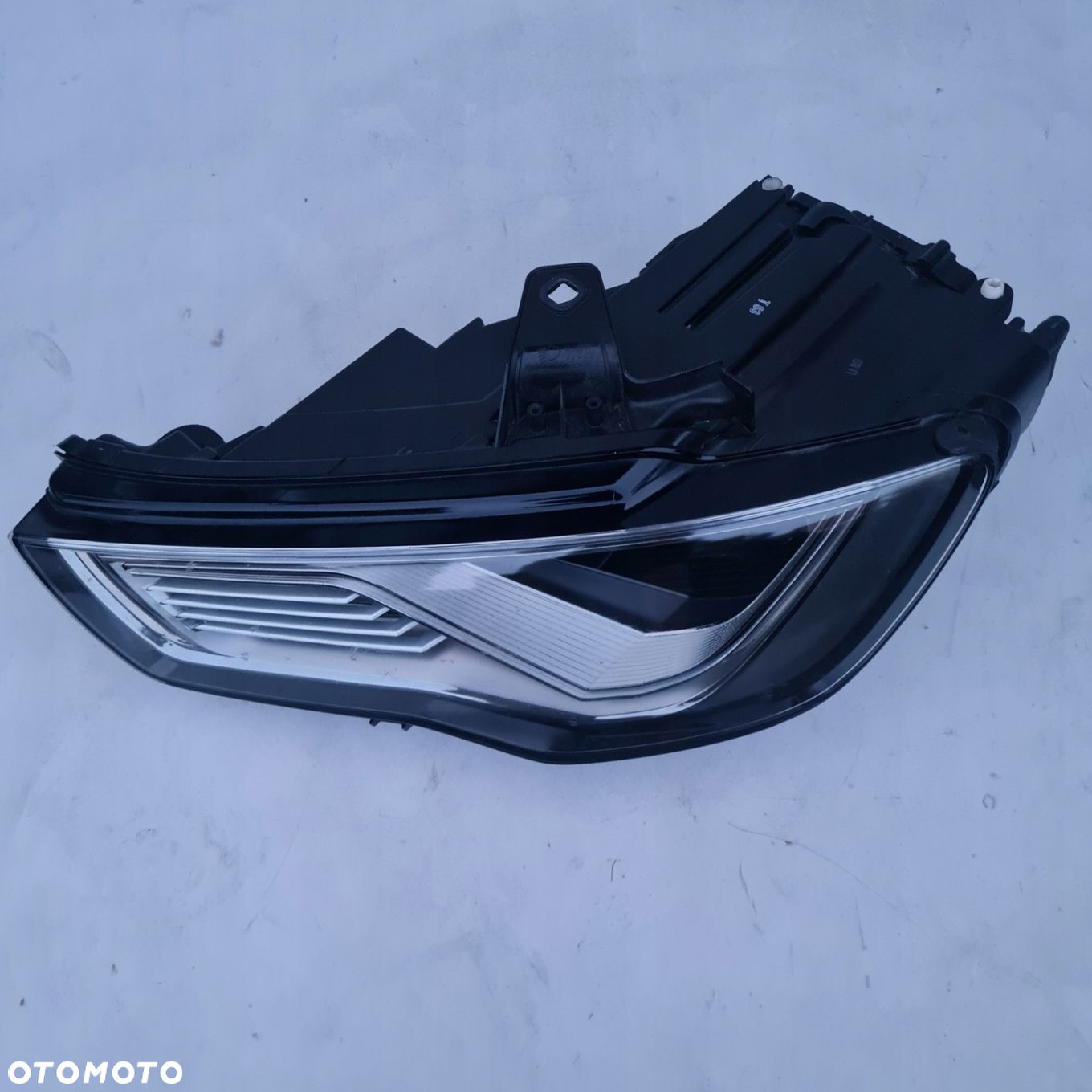 Lampa LEWA PRZÓD AUDI A3 S3 RS3 8V FULL LED 8V0941033 - 2