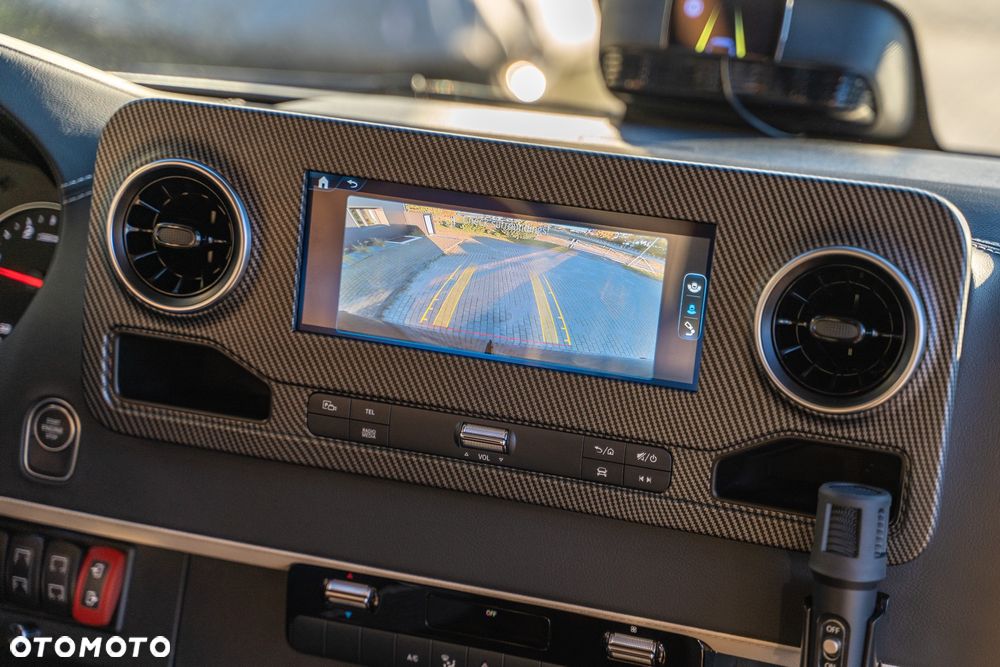 Mercedes-Benz Sprinter 519 - 30