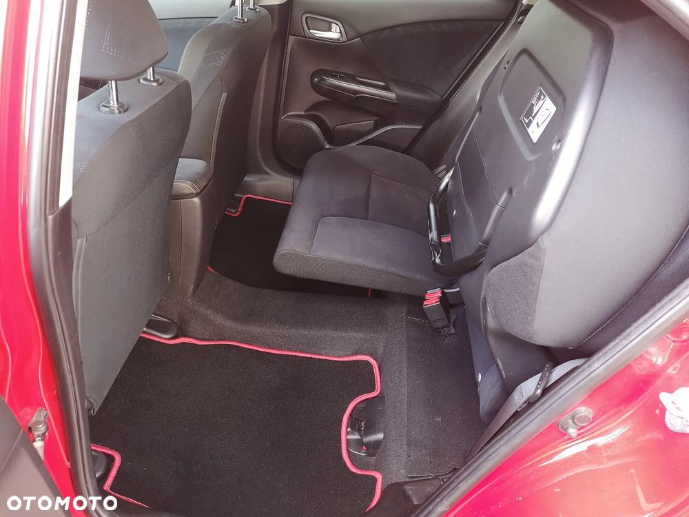 Honda Civic 1.4 i-VTEC Comfort - 28