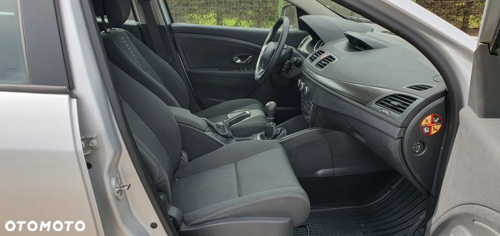 Renault Megane 1.6 16V 110 Expression - 11