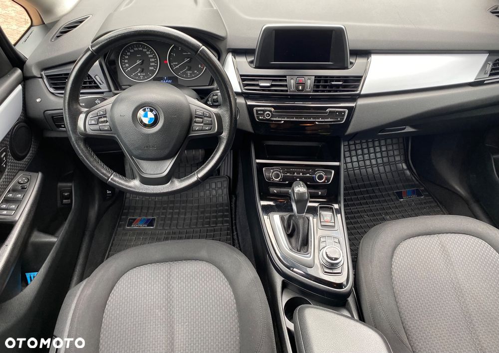 BMW Seria 2 216d Advantage - 8