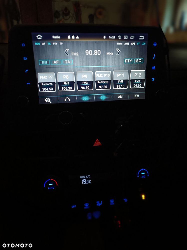 Hyundai Kona - 14
