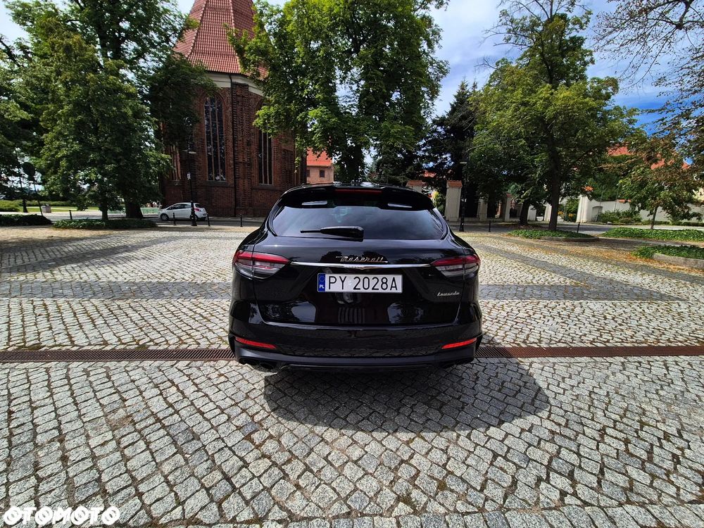 Maserati Levante - 24