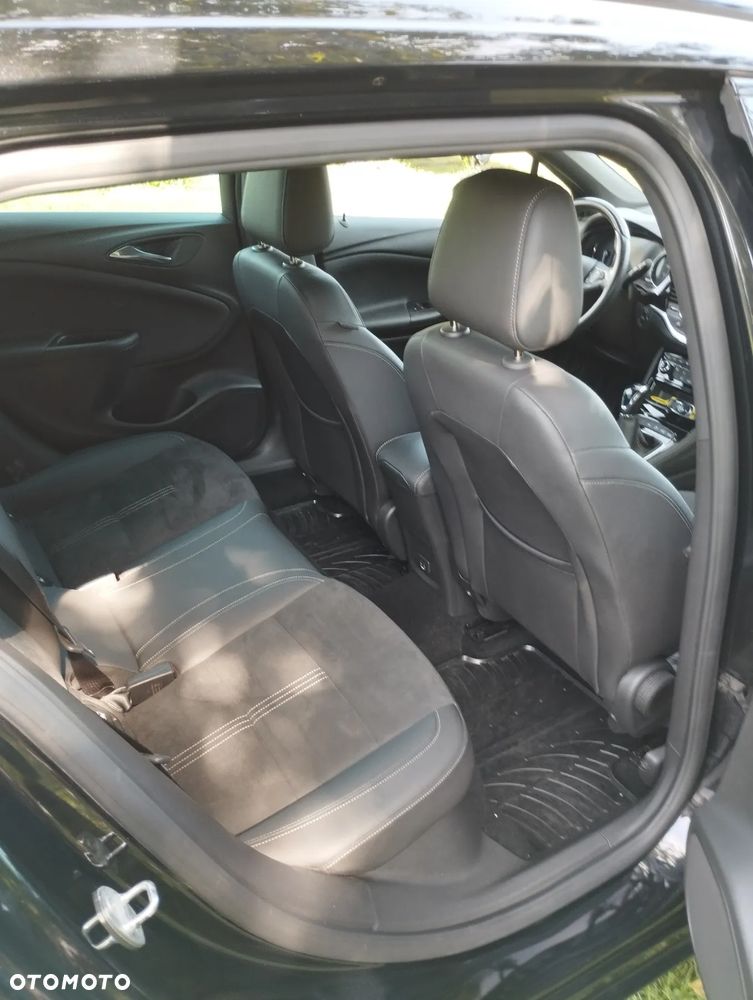 Opel Astra 1.5 D Start/Stop Business Elegance - 9