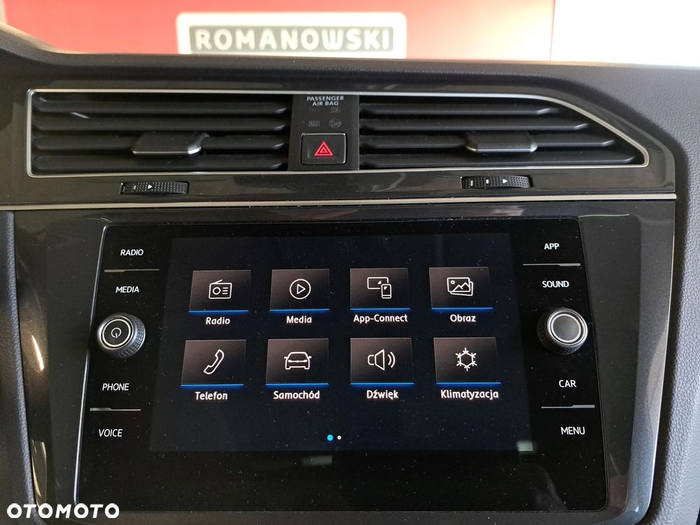 Volkswagen Tiguan - 19