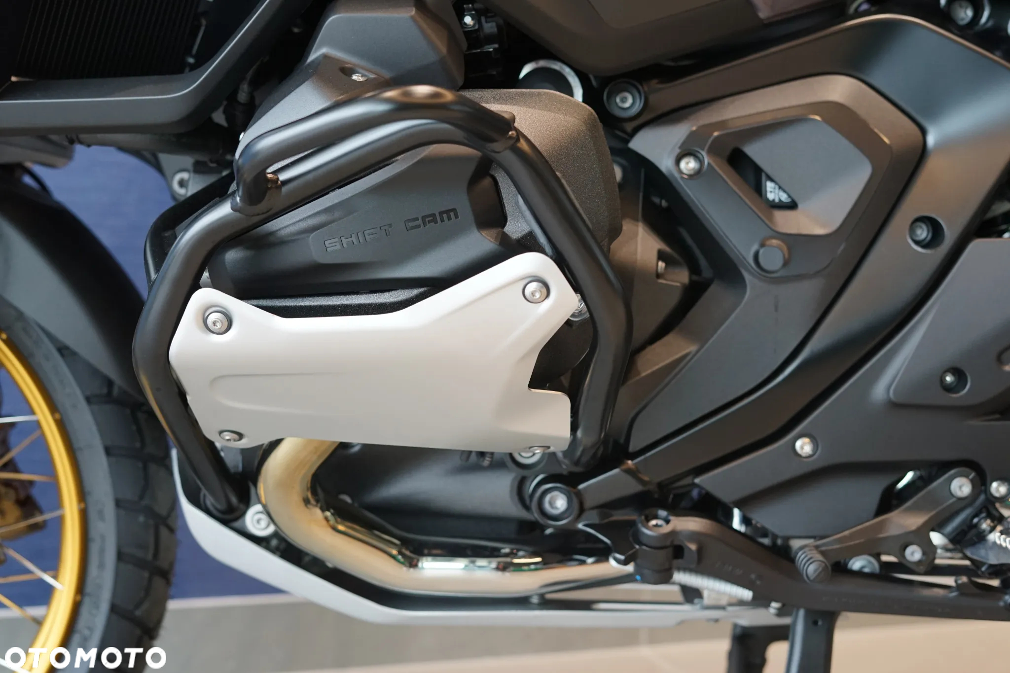 BMW R - 28