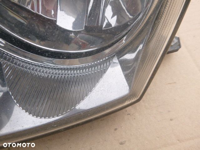 LAMPA LEWY PRZÓD LEWA PRZEDNIA PRAWY PRZÓD PRAWA PRZEDNIA TOYOTA AVENSIS I 97-02 - 7