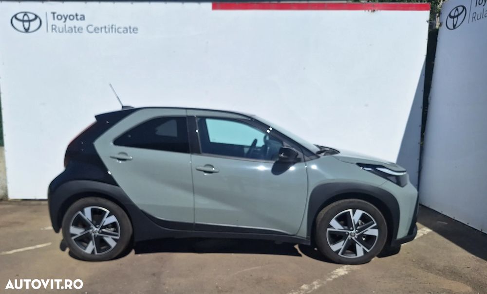 Toyota Aygo X 1.5l HEV 116CP Dynamic - 12