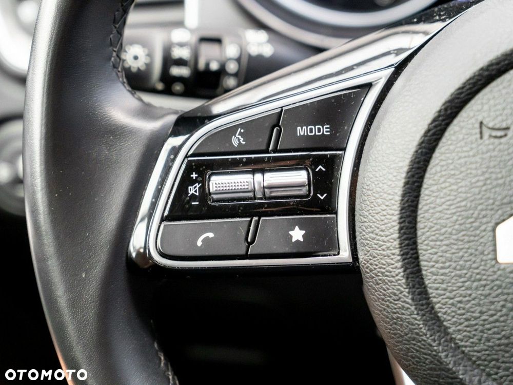 Kia XCeed 1.5 T-GDI M - 25