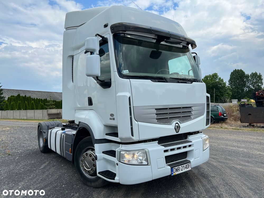 Renault Premium - 2