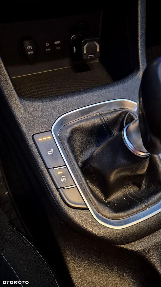 Hyundai i30 1.4 T-GDI Family+ - 13