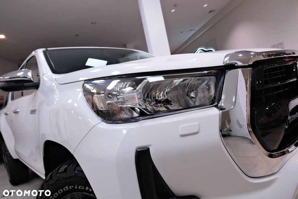 Toyota Hilux 2022 photo 5