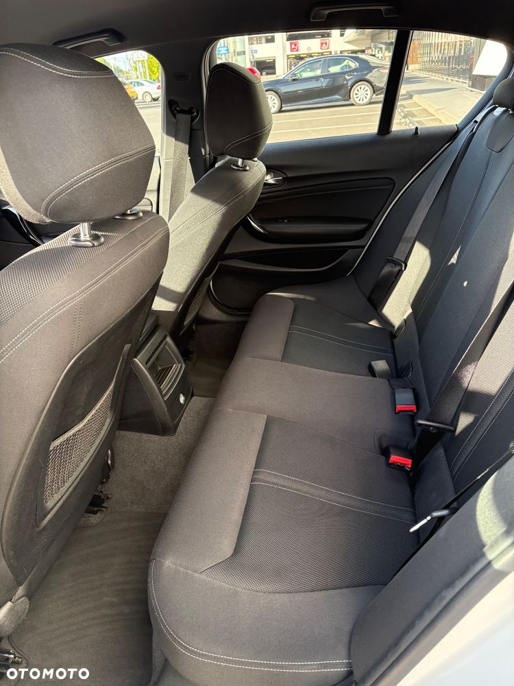 BMW Seria 1 118i GPF Sport Line - 7
