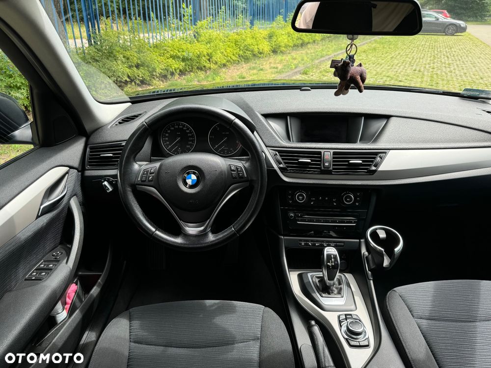 BMW X1 - 13