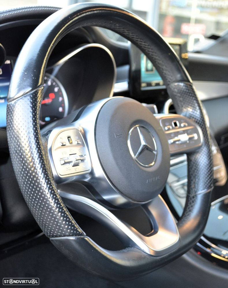 Mercedes-Benz C 300 AMG Line - 24